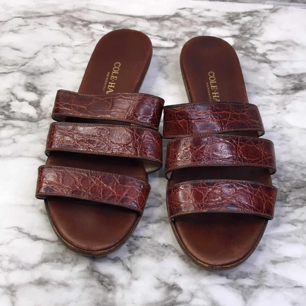 COLE HAAN BROWN LEATHER MOC CROC STRAPPY FLAT Sandals Slides WOMEN SZ 6.5B ITALY - Picture 6 of 16
